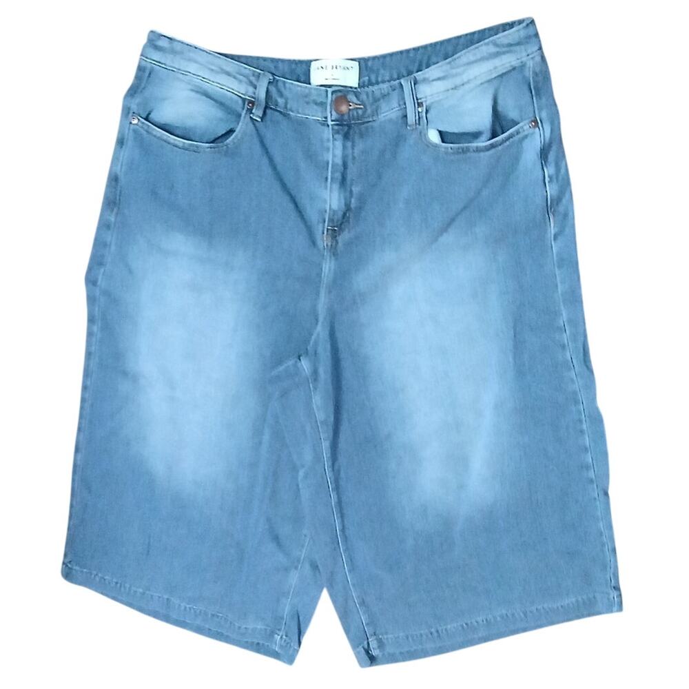 Lane Bryant Women 16 Light Wash Denim Gaucho Culottes Wide Leg Denim Jean Shorts
